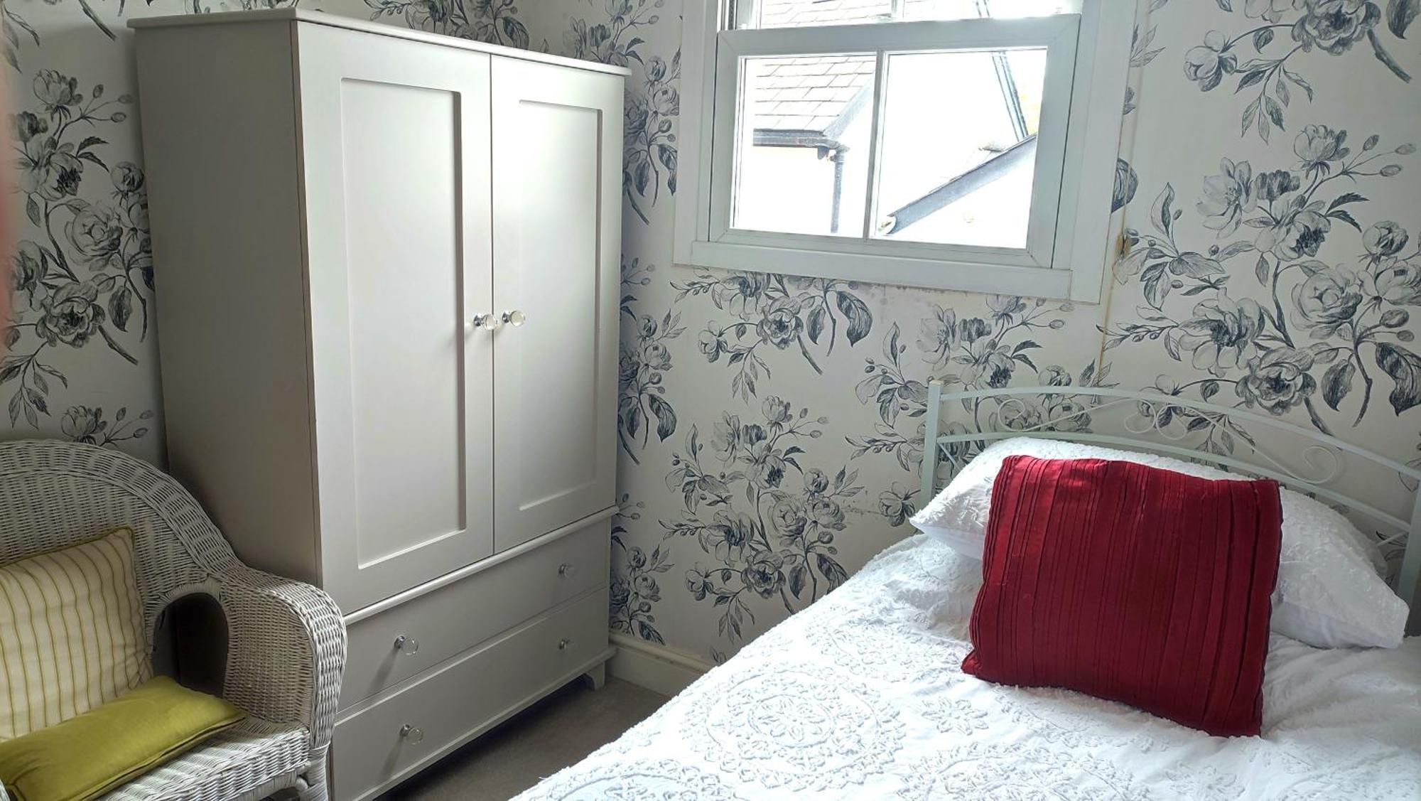 3 Bedroom Cottage In Sunninghill, Ascot ภายนอก รูปภาพ