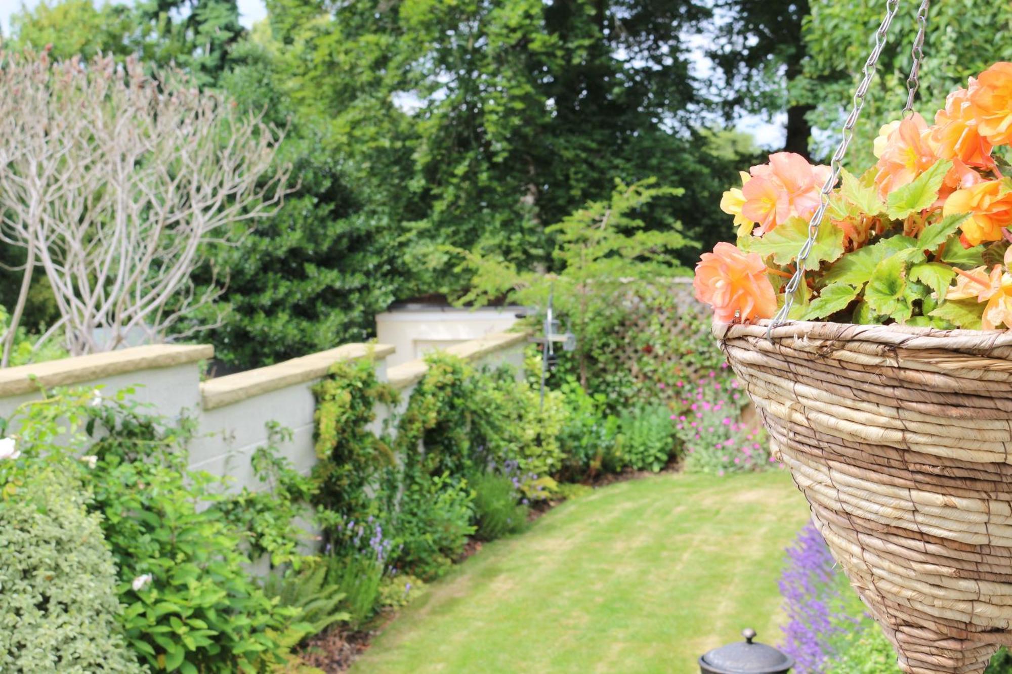 3 Bedroom Cottage In Sunninghill, Ascot ภายนอก รูปภาพ