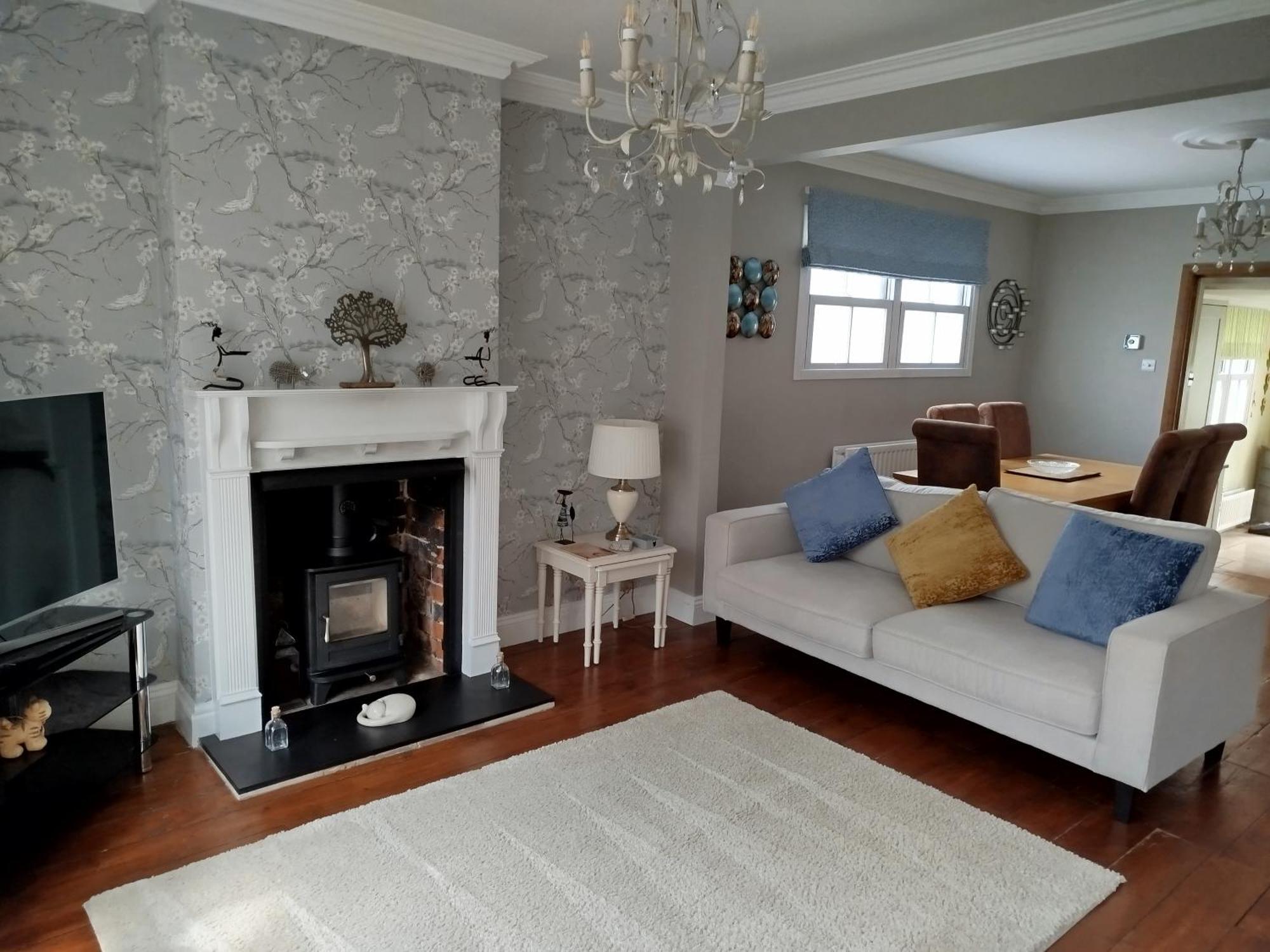 3 Bedroom Cottage In Sunninghill, Ascot ภายนอก รูปภาพ